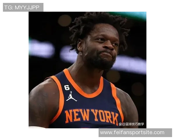 兰德尔表现平平全场10投仅4中贡献16分5篮板1助攻次节状态低迷未能得分 兰德尔表现平平全场10投仅4中贡献16分5篮板1助攻次节状态低迷未能得分