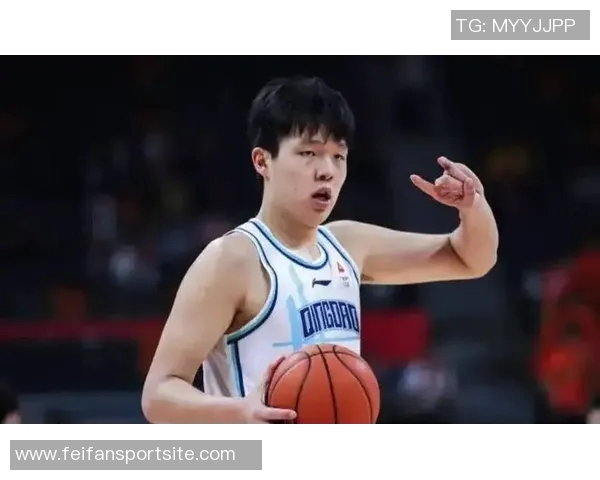小杨在NBA赛场上体验防守强度与竞争性交学费的成长之路 小杨在NBA赛场上体验防守强度与竞争性交学费的成长之路